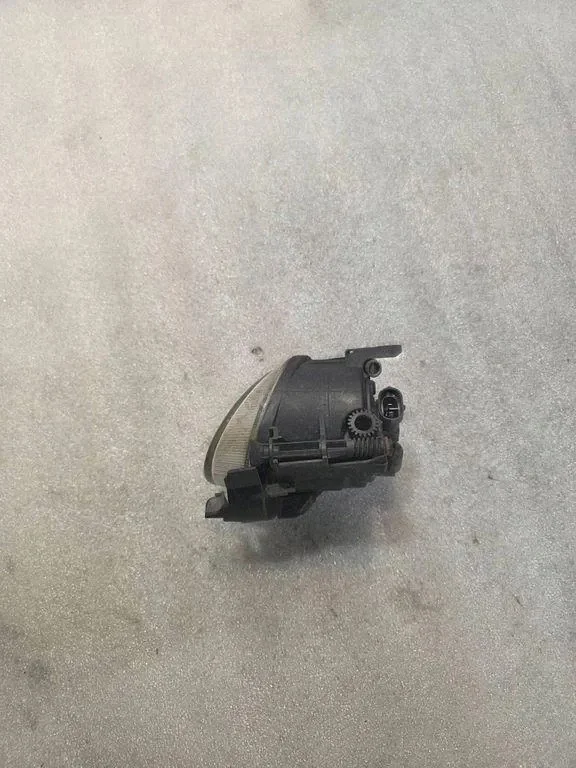 Halogen vänster fram Audi A4 B7 image 4