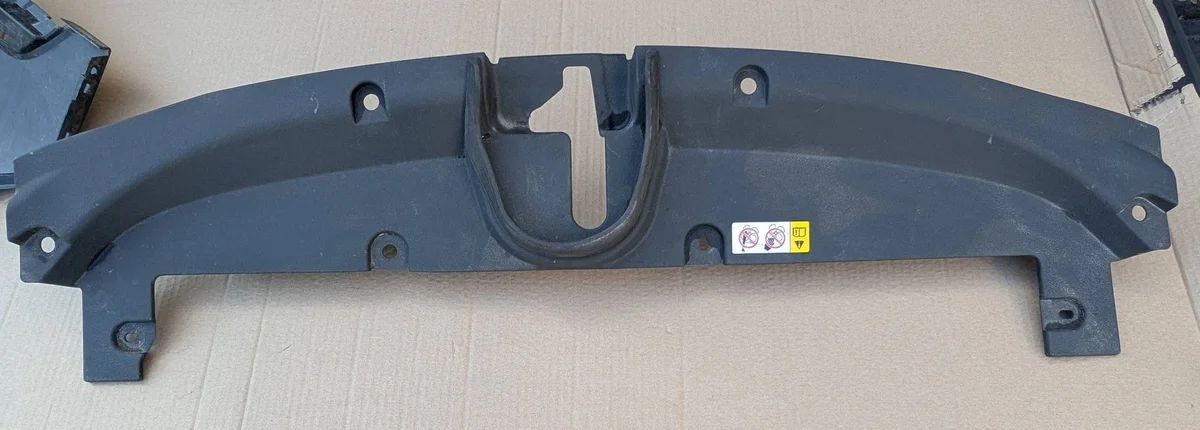 Toyota Corolla E21 Cache Ceinture Supérieur 53289-02060