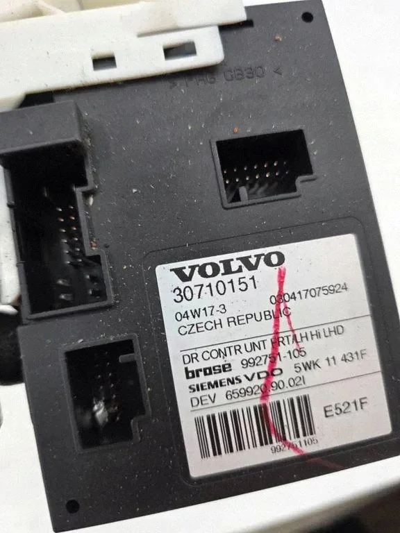 Volvo V50 Front Left Window Motor Used image 4