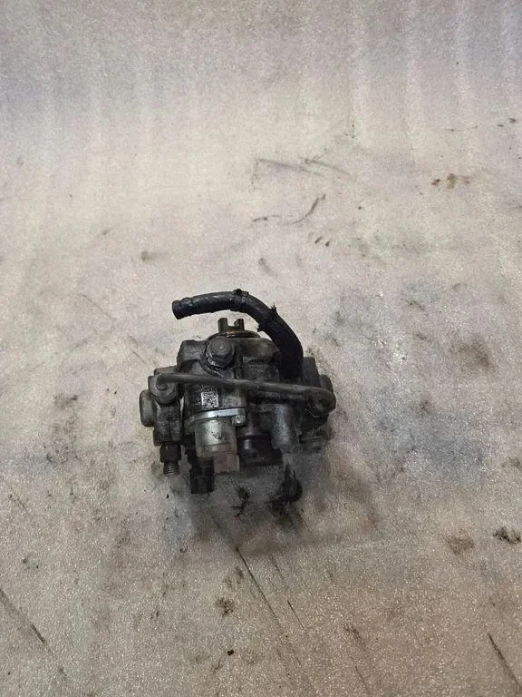 Kraftstoffpumpe Toyota Avensis 2.0 D 221000R020