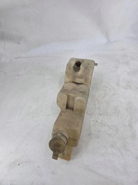Washer Fluid Tank BMW E39 2.5 TDS Touring Used