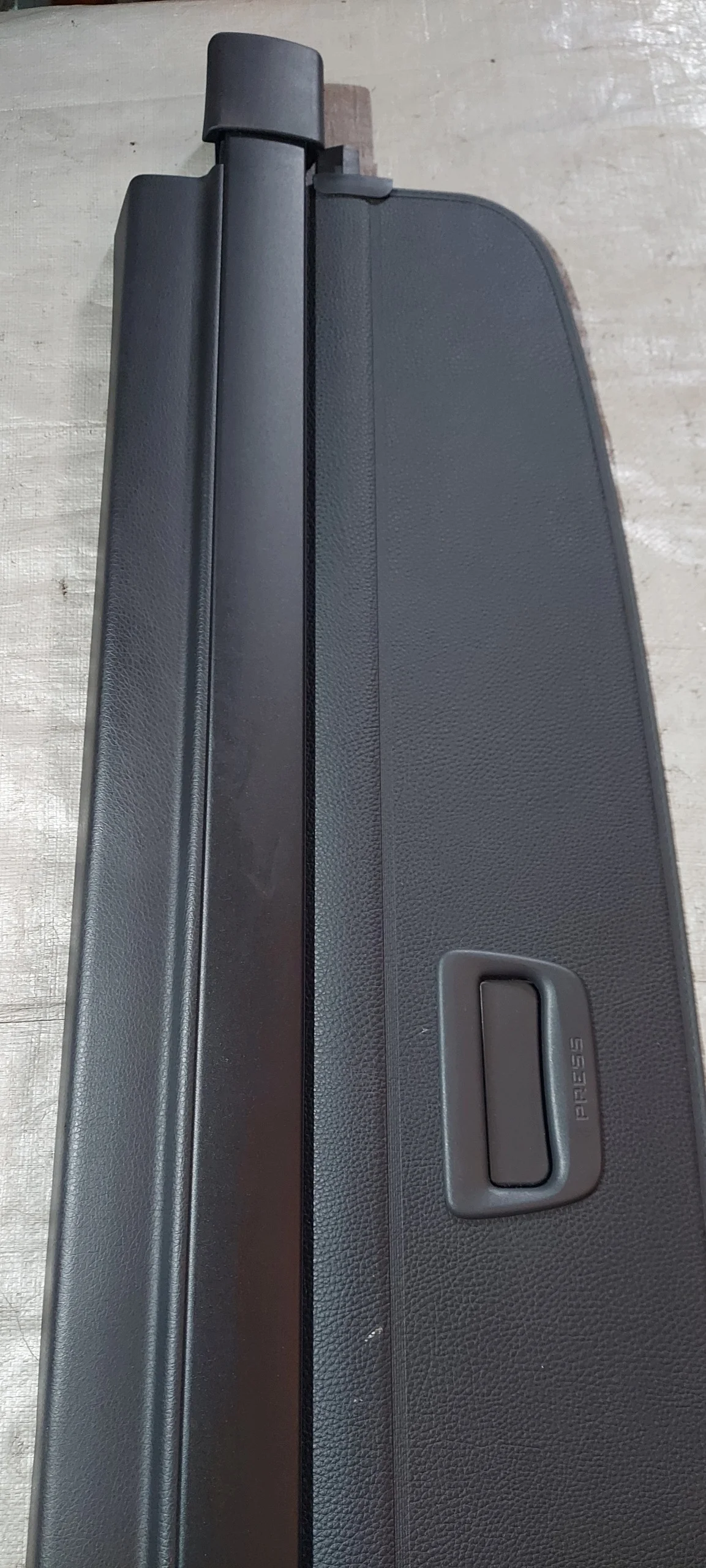 VW Golf VII Kombi Trunk Cover Shelf Used