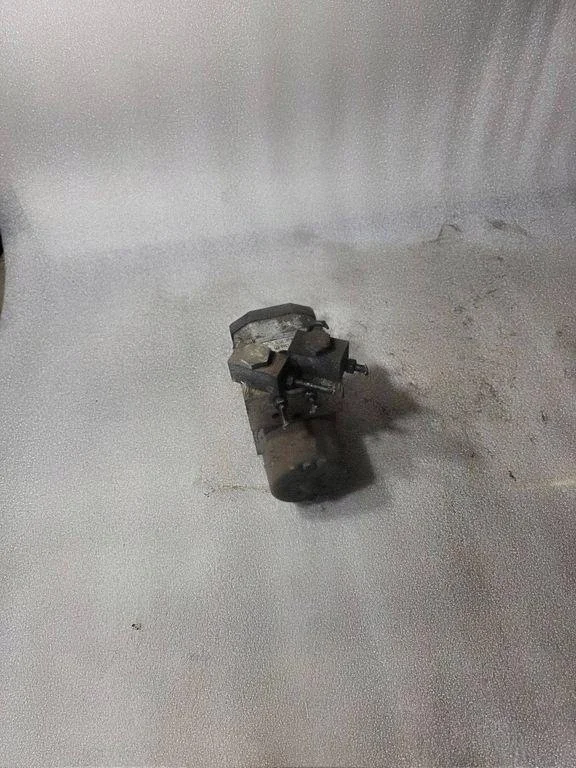 Pompe ABS Audi A4 8K2 B8 8E0614111M image 2