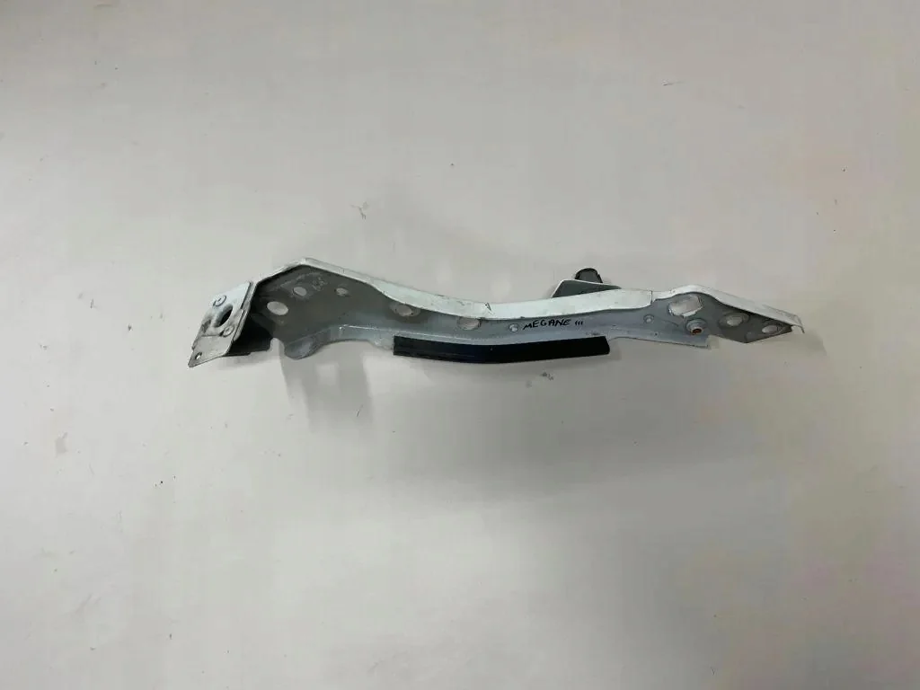 Renault Megane III Headlight Bracket Left Front Used image 5
