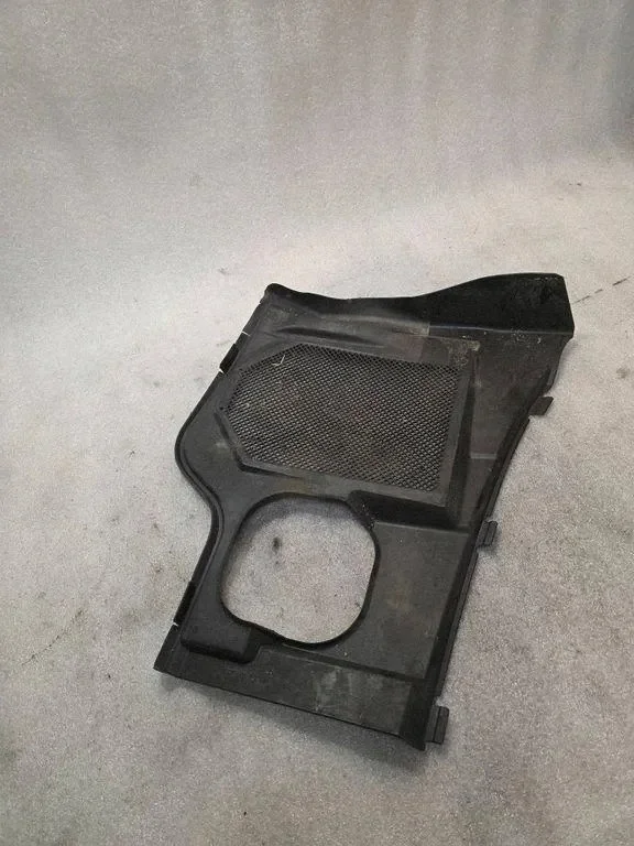 Pièce compartiment moteur Audi A8 S8 D2 4D