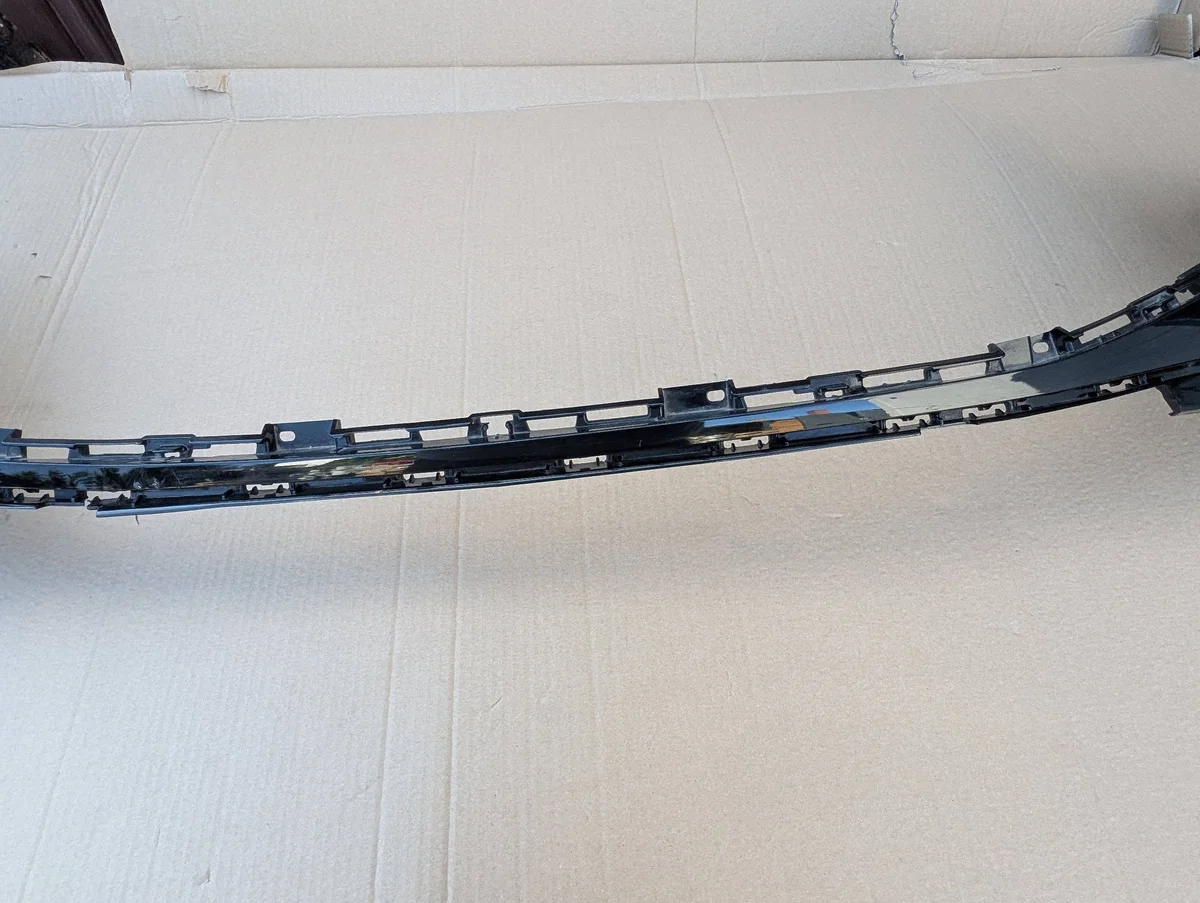 Audi Q6 E-Tron Front Bumper Trim 85H807725B image 4