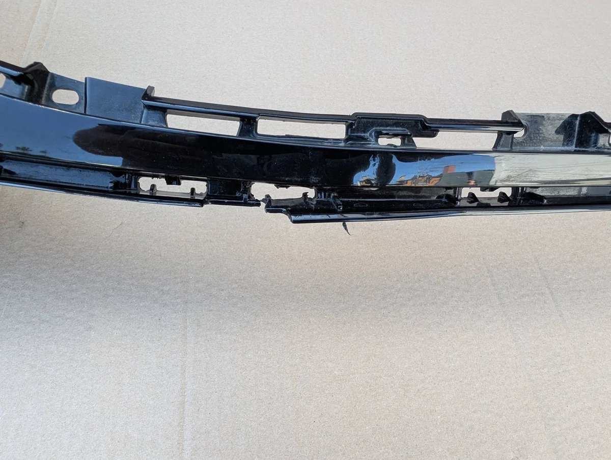 Audi Q6 E-Tron Front Bumper Trim 85H807725B image 7
