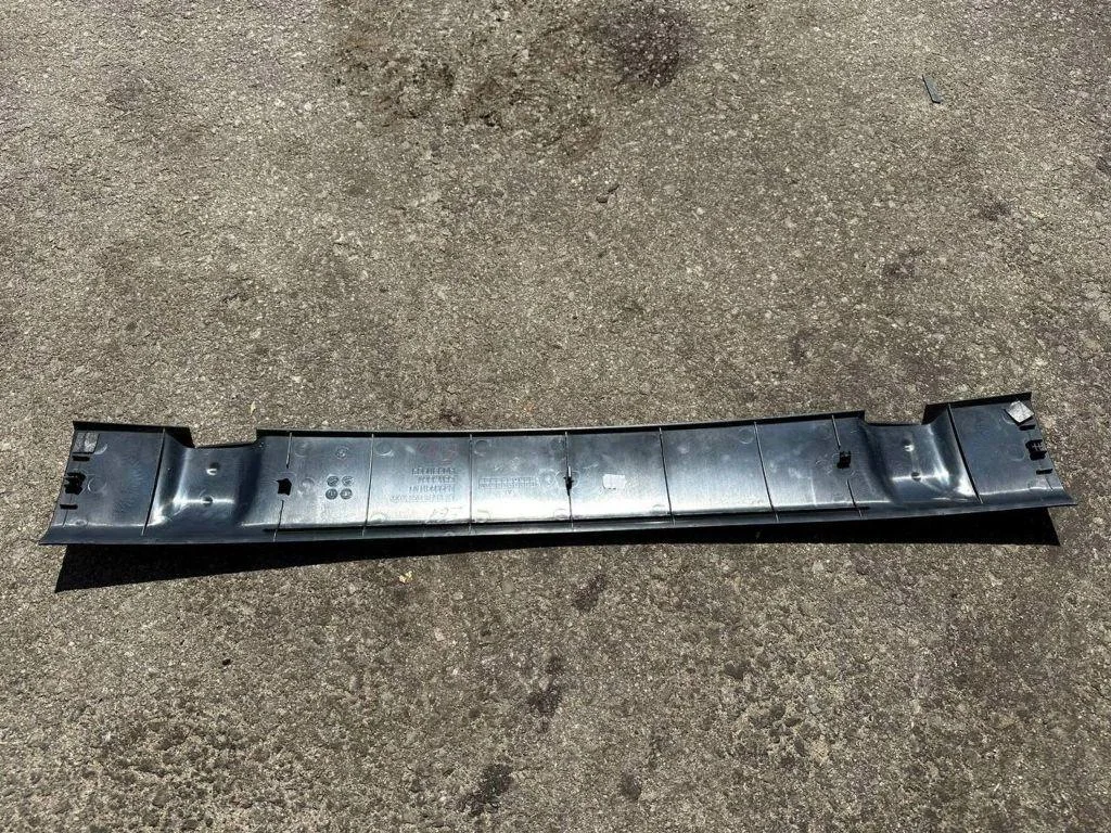 BMW 5 Touring E61 Trunk Lid Trim Used