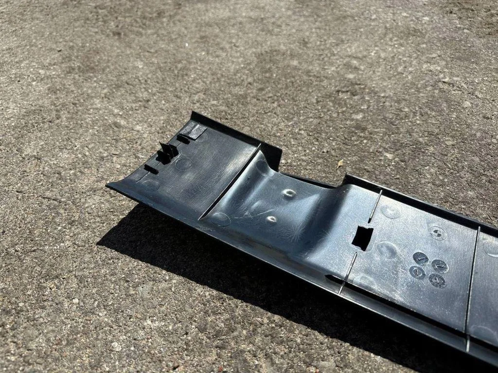 Finitura Cofano BMW 5 Touring E61 OEM 7061400 image 4