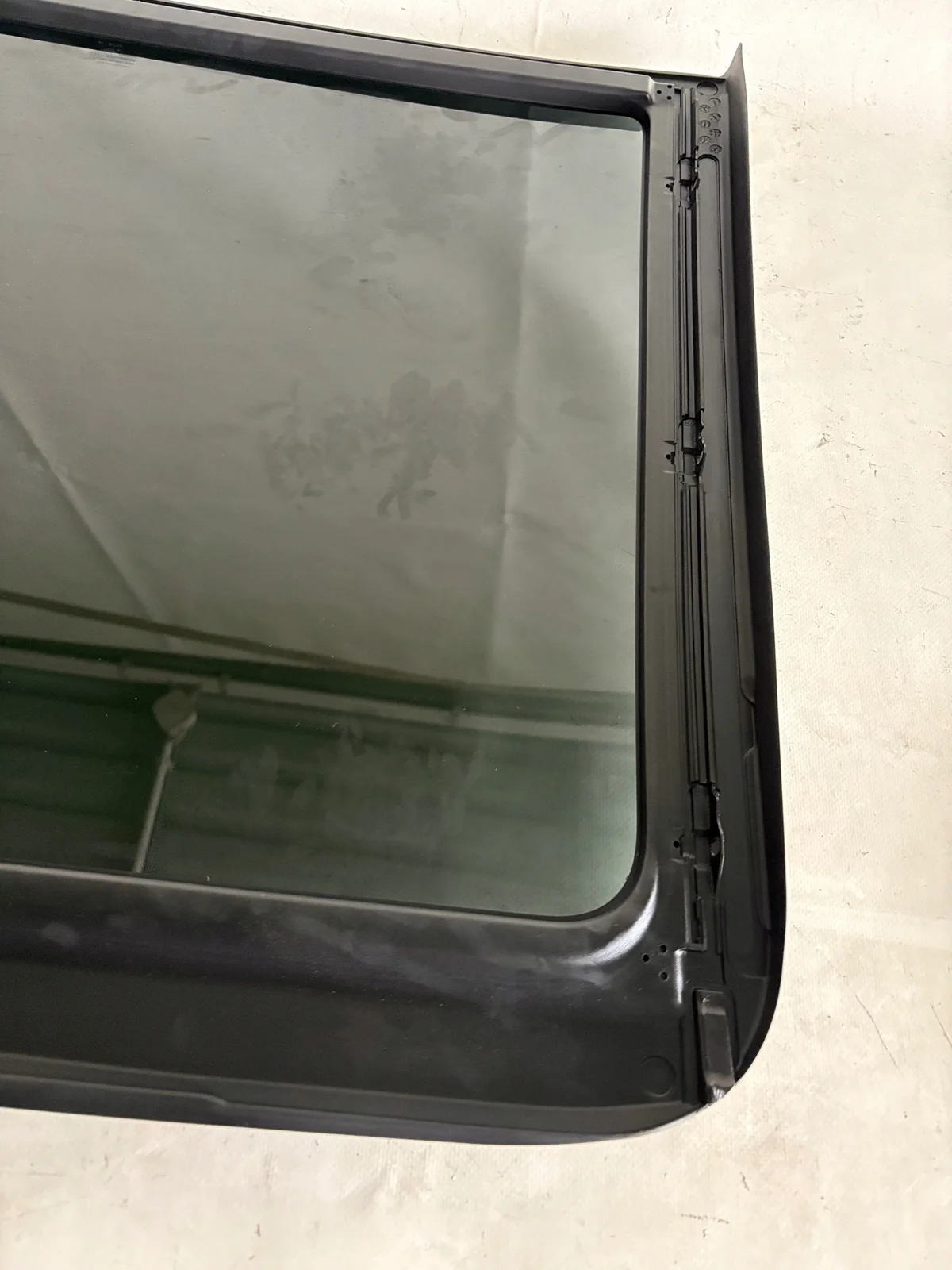 Toit panoramique Passat B8 break vitrage AS3 image 7