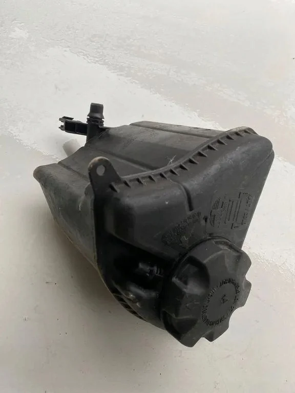 Réservoir BMW 518d 520d 530d 640d 17137806038