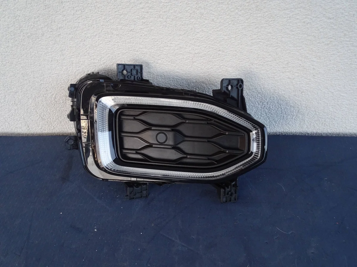 Luz Diurna VW T-Roc 2GA941056F Derecha Usado