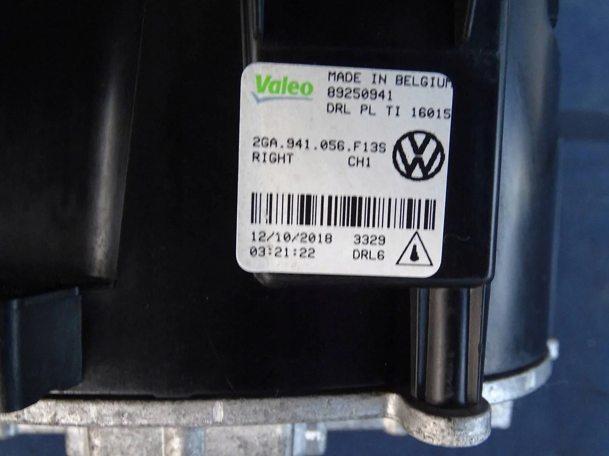 VW T-Roc Dagsljus Höger 2GA941056F image 7