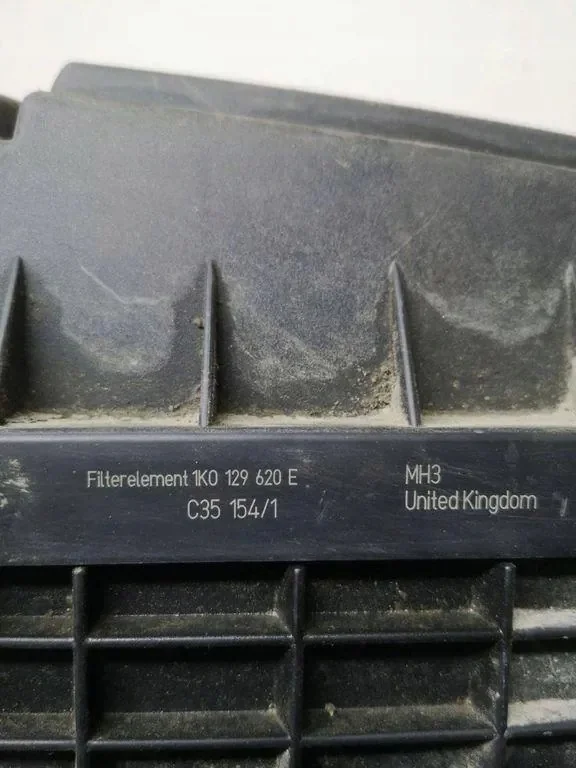 Luftfilterhus VW Passat B8 2016 0281002956 image 6