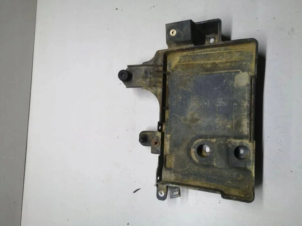 Mitsubishi Colt VI CZ3 Battery Tray 8201A084