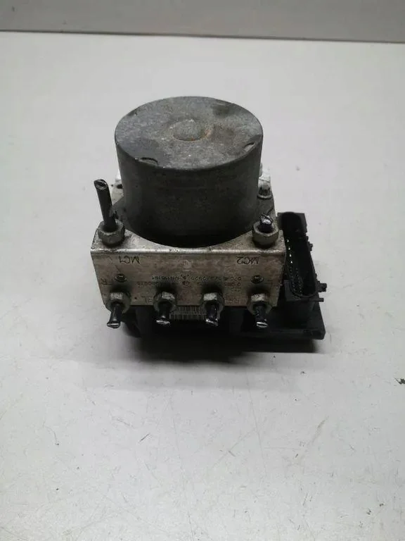 ABS-pumppu Mitsubishi Colt VI 1.5D image 3