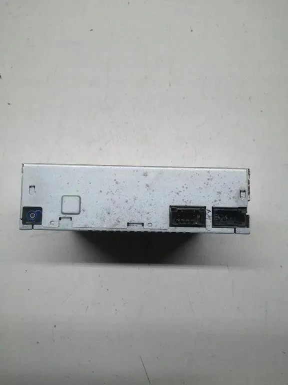 MERCEDES-BENZ E (W211) A2118705226 CD Changer image 4