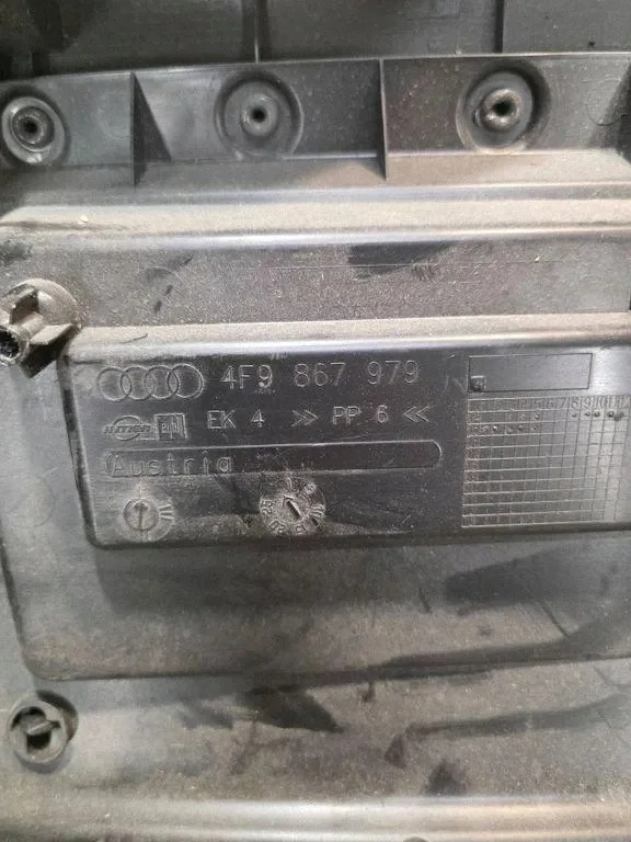 Audi A6 Avant C6 4F9867979 garniture coffre image 6