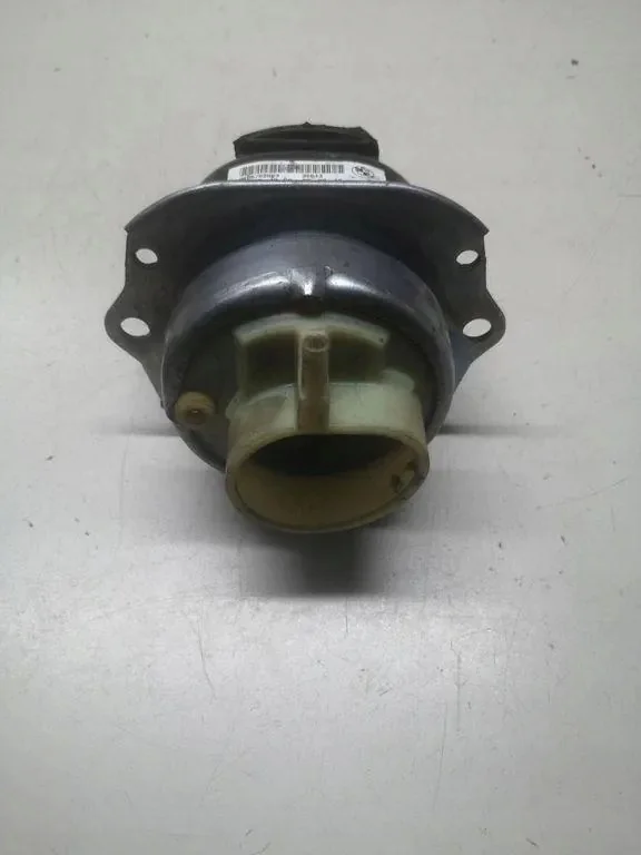 Supporto motore BMW X6 E71 E72 usato image 3