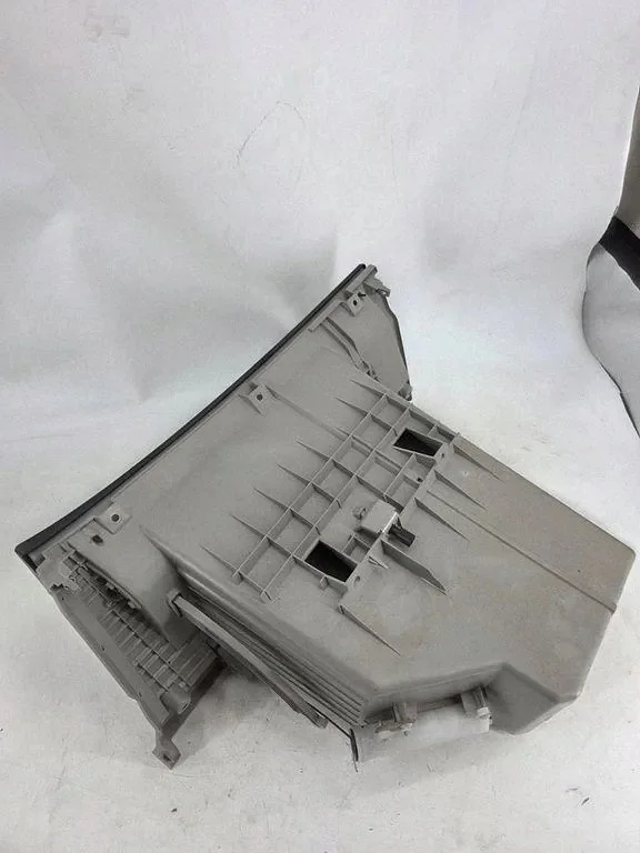 Nissan Rogue Handschuhfach 68520JM00A image 4