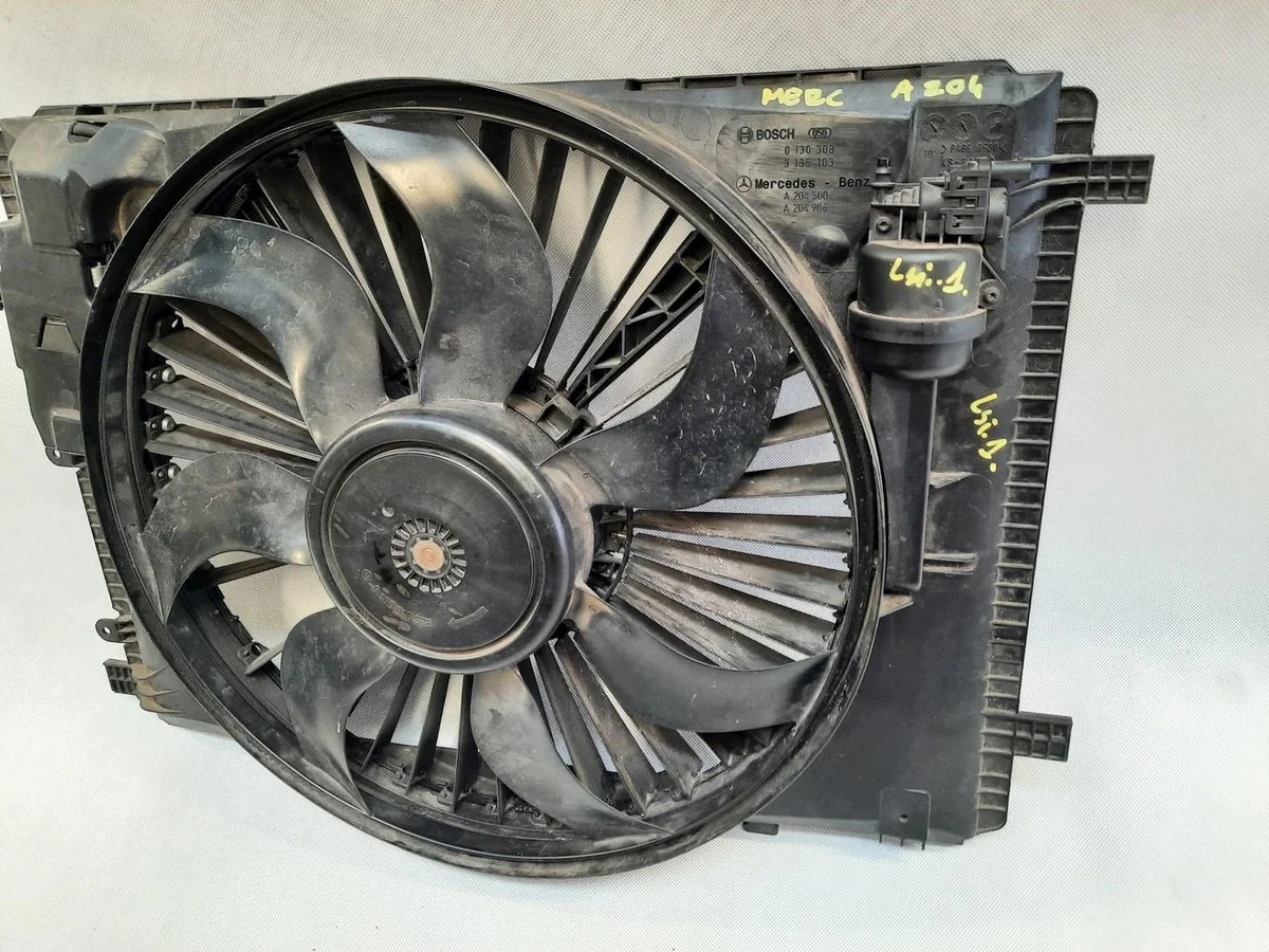 Mercedes C W204 Ventilator Koeling Behuizing image 3