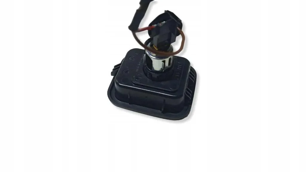 Prise 12V BMW X5 E70 (2007) - OEM 7143111 image 3