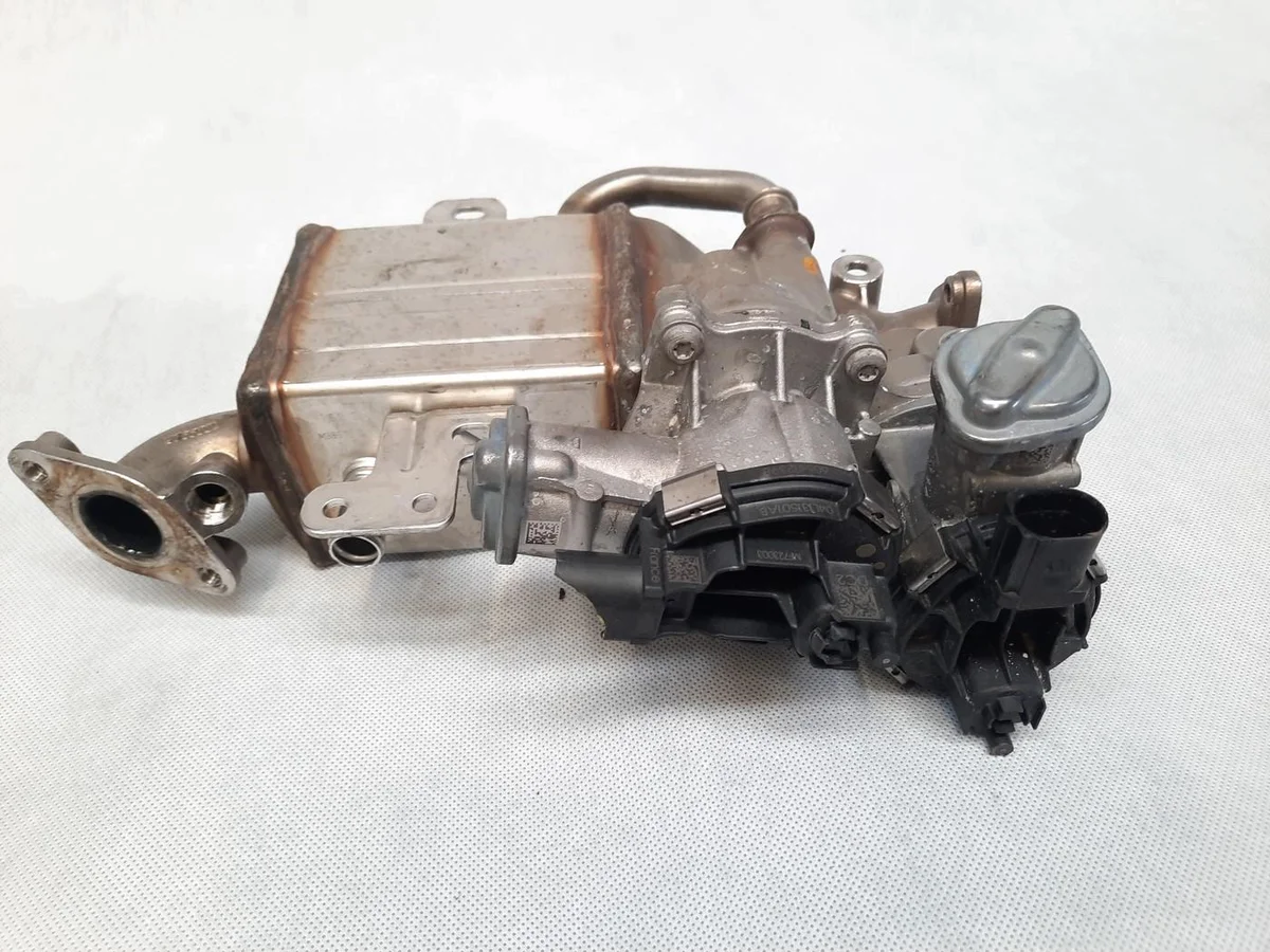 EGR Kylare för VW Crafter 2017-> 04L131512CM image 4