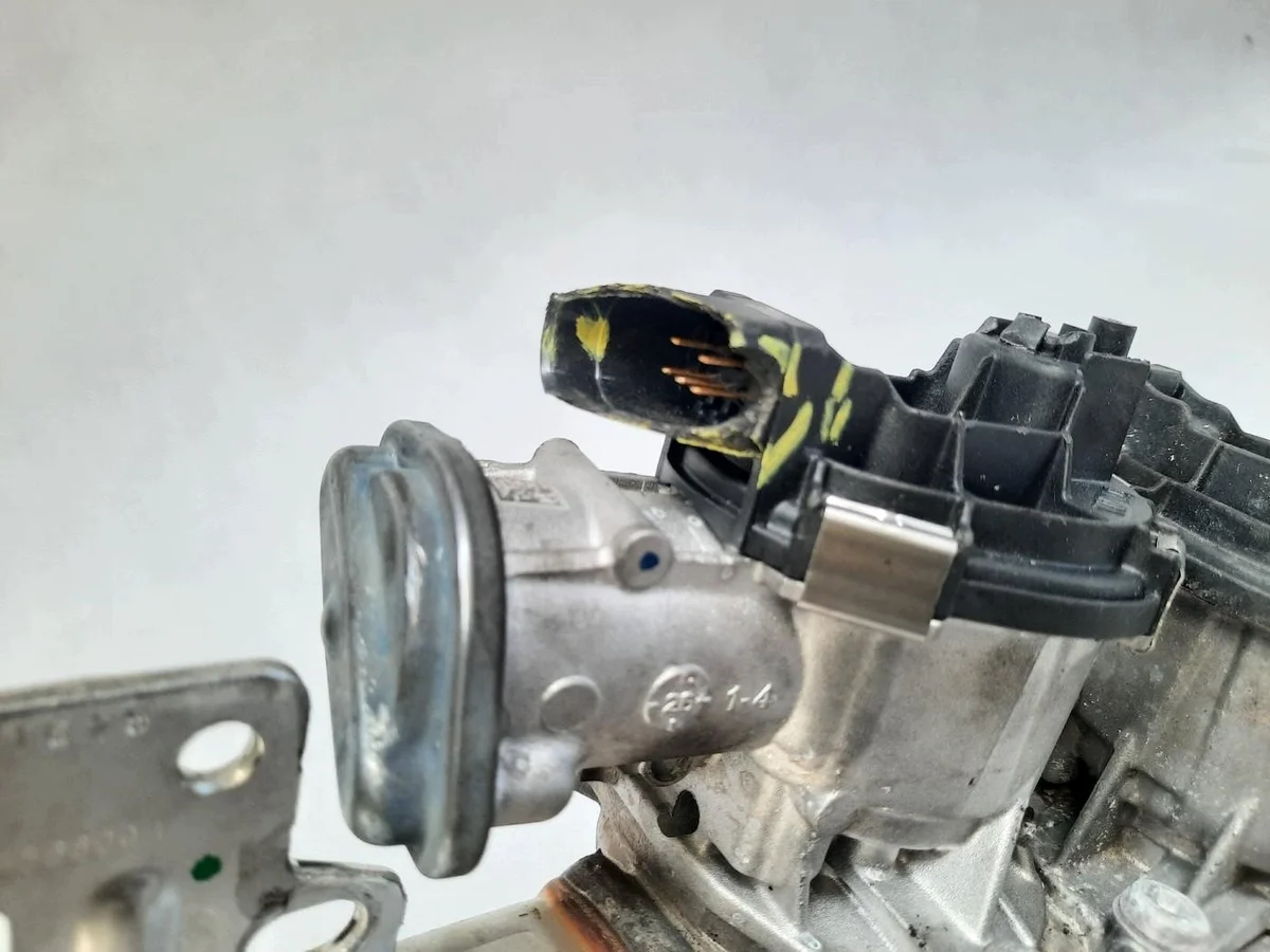 EGR Kylare för VW Crafter 2017-> 04L131512CM image 5