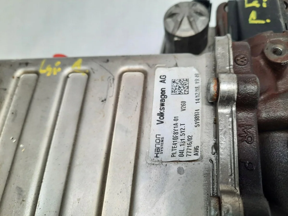 EGR-jäähdytin 2.0 Diesel 04L131512T image 3