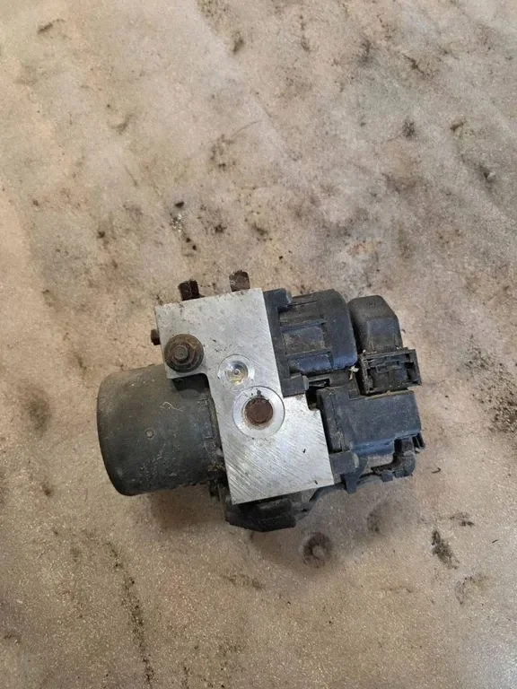 ABS-pump Nissan Navara D22 476603S410 image 5