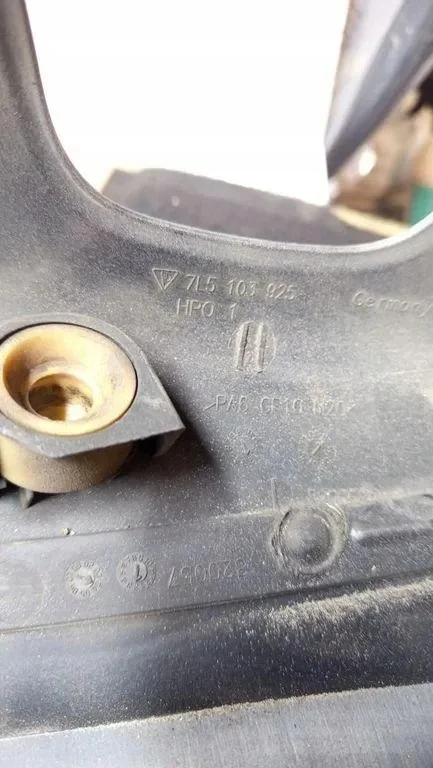 Porsche Cayenne 3.2 7L5103925 Cache Moteur image 6