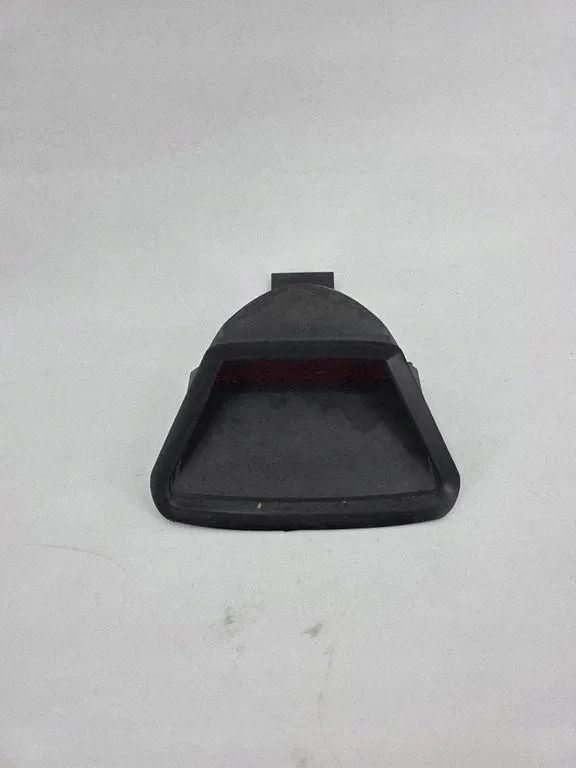 Feu stop additionnel BMW 7 (E38) 63258352788