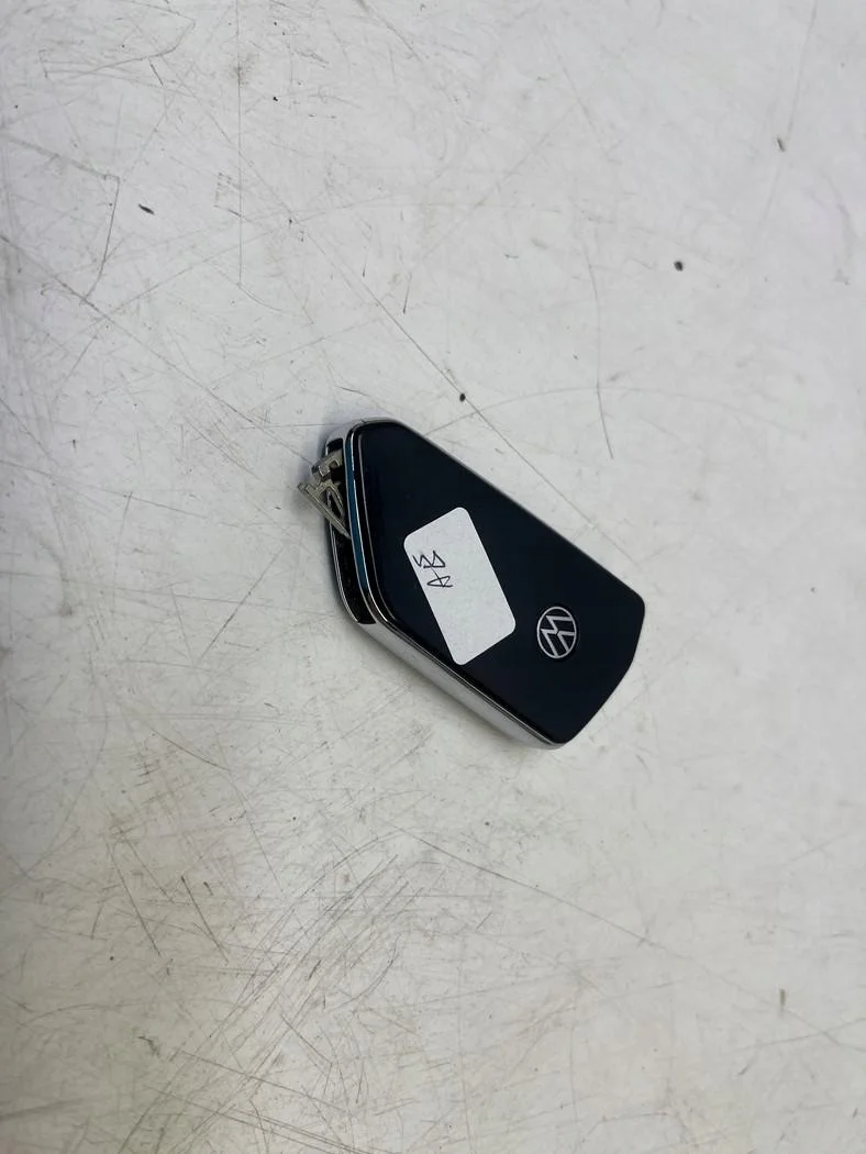 Llave Volkswagen ID.3 5H0959753AE Usada image 3