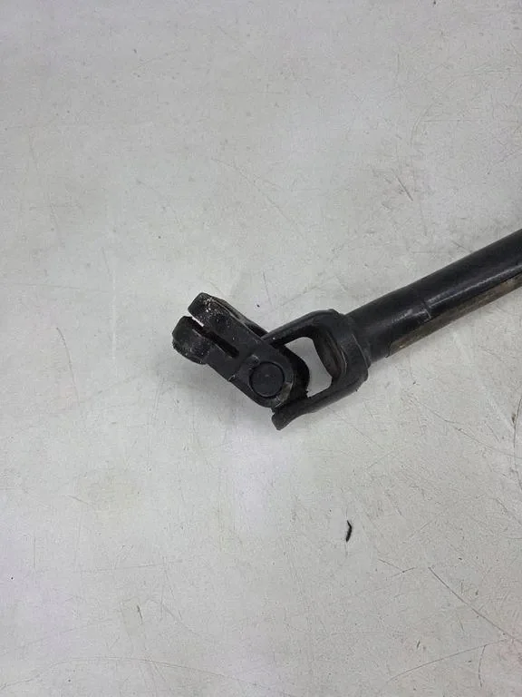 Ohjausakselin liitin Mercedes-Benz M W164