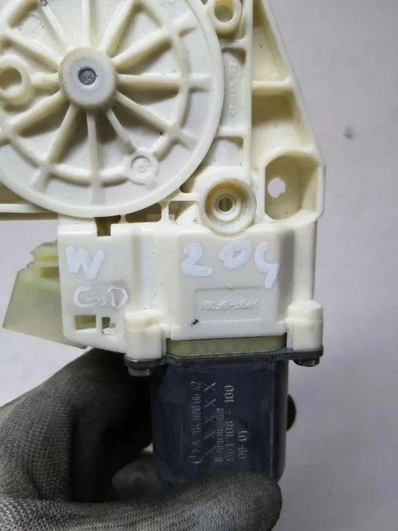 Motor Elevalunas Puerta Trasera Derecha Mercedes E S212 image 3
