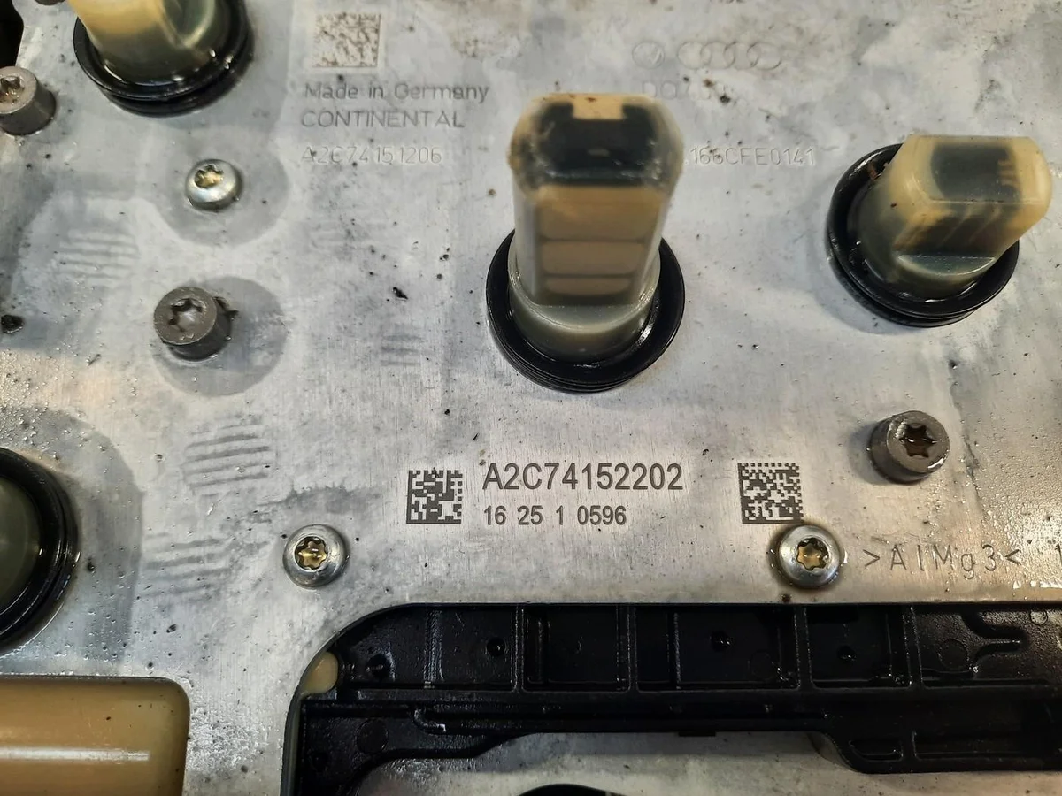 VW Golf 7 GTE DQ400E Mechatronics Module image 3