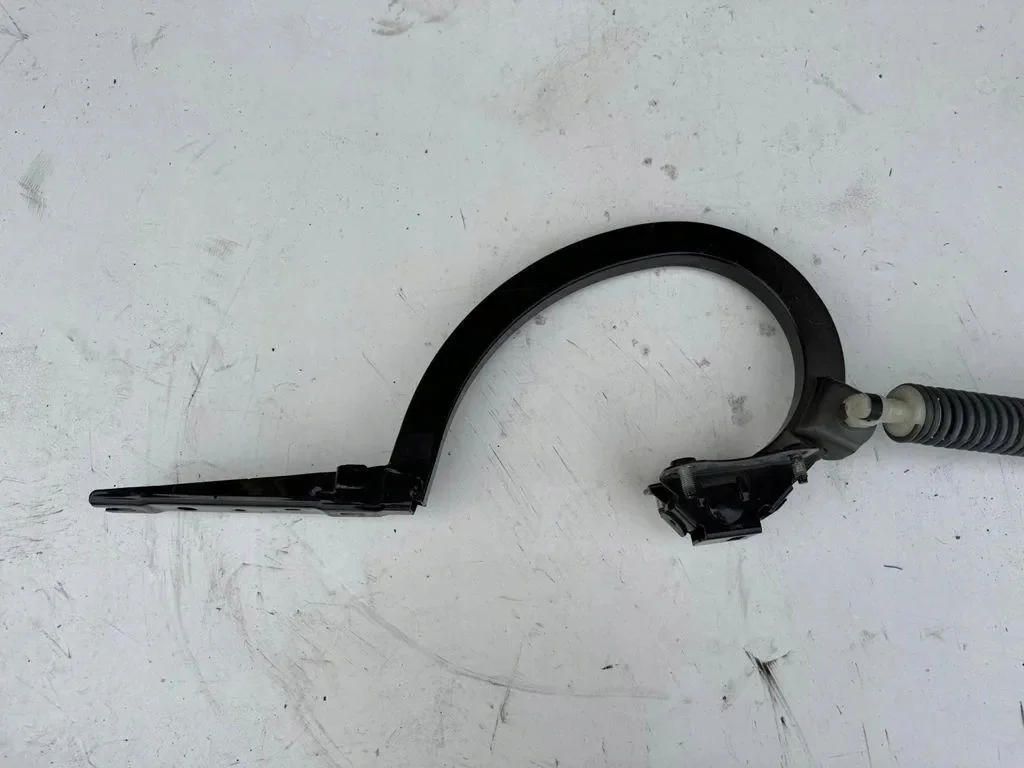 Left Trunk Lid Hinge BMW G12 OEM 7357115 image 4