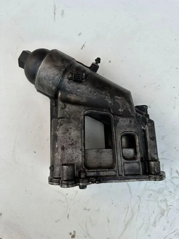 Suporte Filtro Óleo BMW 3 E90 2.0D Usado