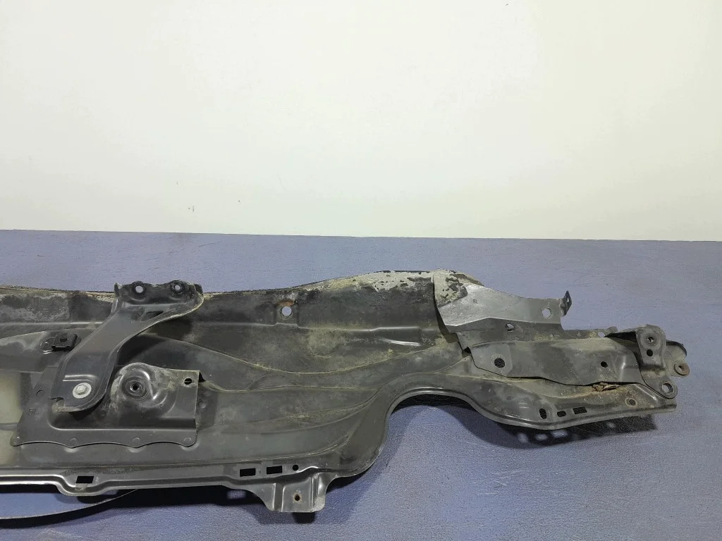 Toyota Auris I 06 - Parte Inferior do Para-brisa image 3