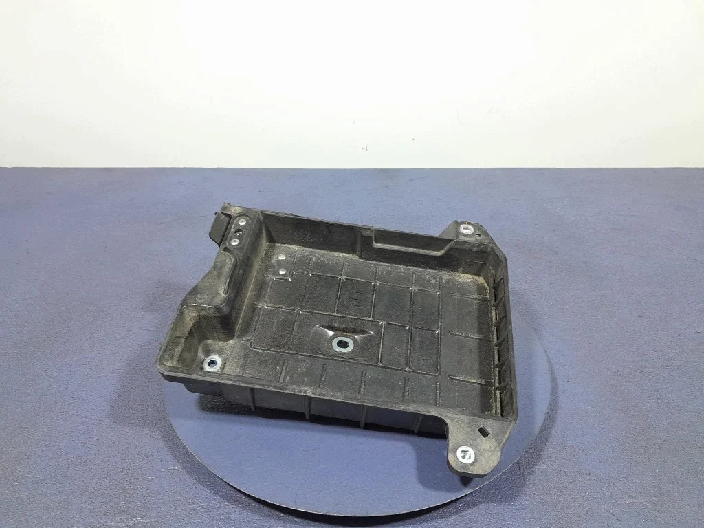 Toyota Corolla E21 LIFT 22- Base Batteria