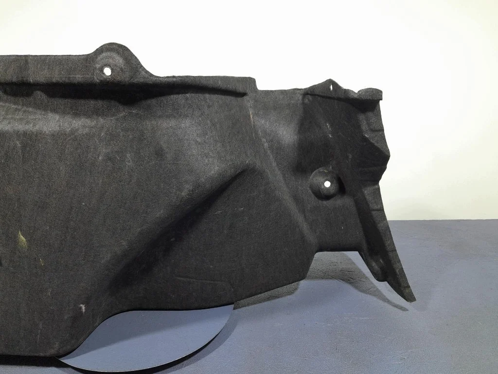 Toyota Corolla E21 Sedán Panel Maletero Derecho image 4