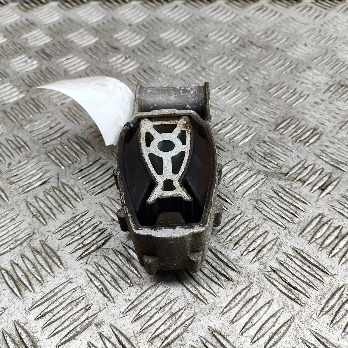 Engine Mount Polestar 2 (P) 31686298 image 4