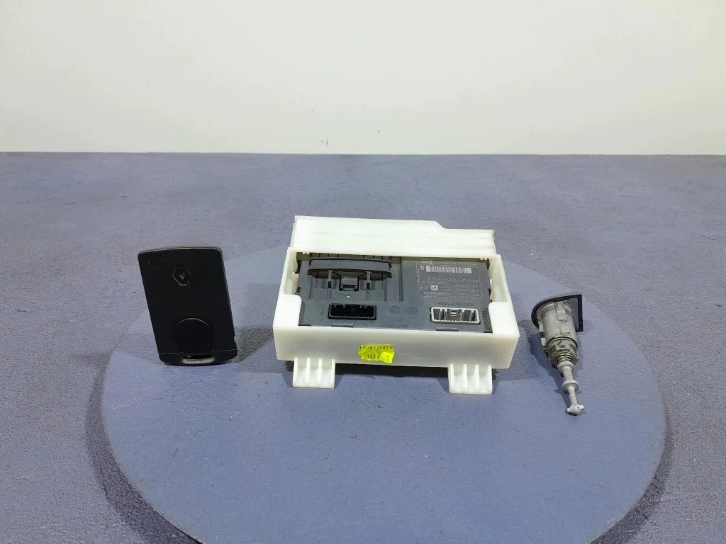 Lecteur carte RENAULT CAPTUR I 13- L-349110- image 3