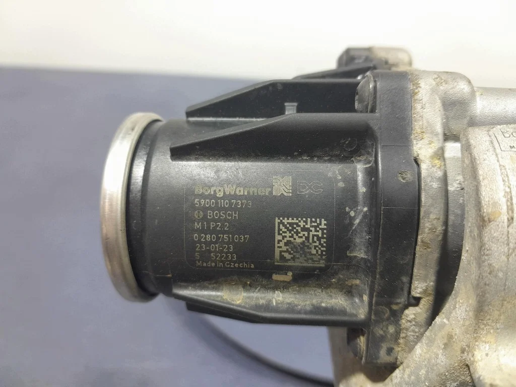 Turbocompressor Dacia Duster 1.5 DCI K9K image 8