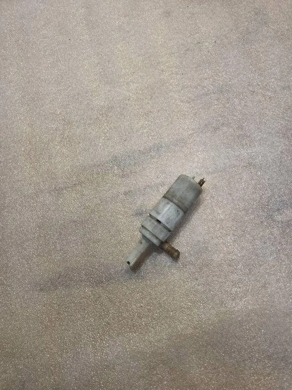 Motorruitensproeier Audi A8 D2 Gebruikt