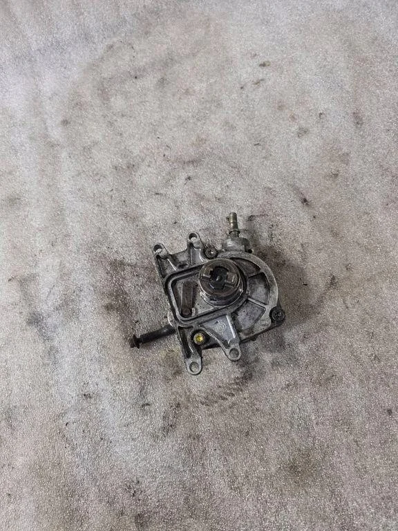 Opel Astra G 2000 Pompe à vide 90531397