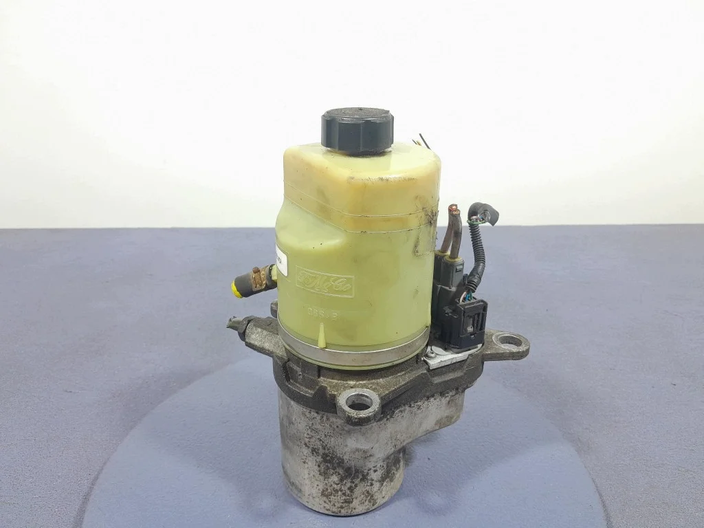 Bomba Direção Ford Focus MK2 1.8 TDCI Usada