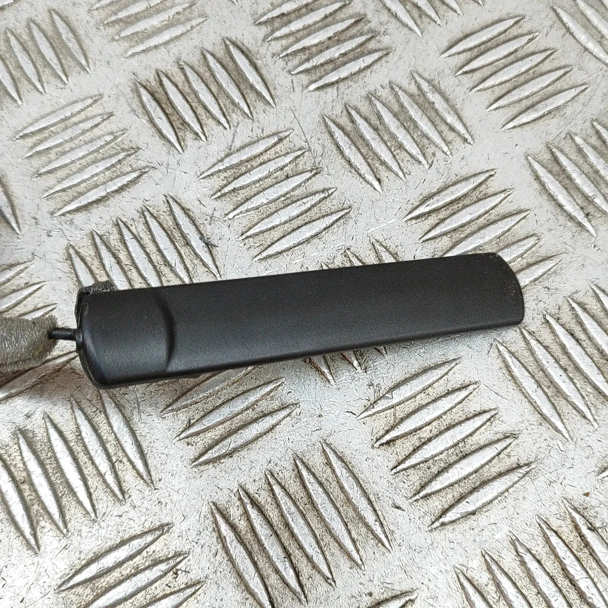 Aston Martin DB11 Antenne HY53SE19C089AB image 7