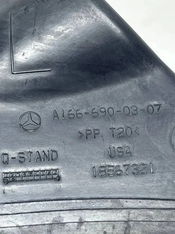 Mercedes-Benz ML W166 A1666900307 Teil image 3