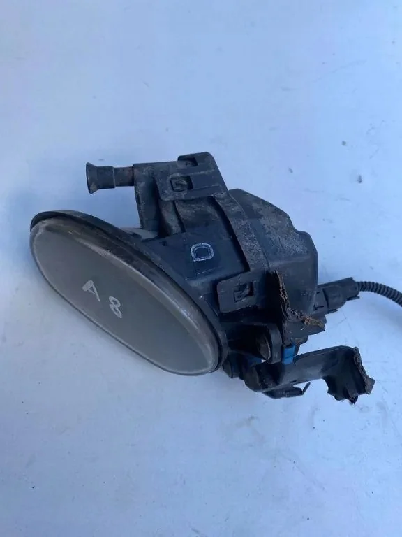Audi A8 S8 D3 4E Dimlykta Fram 24746400 image 3